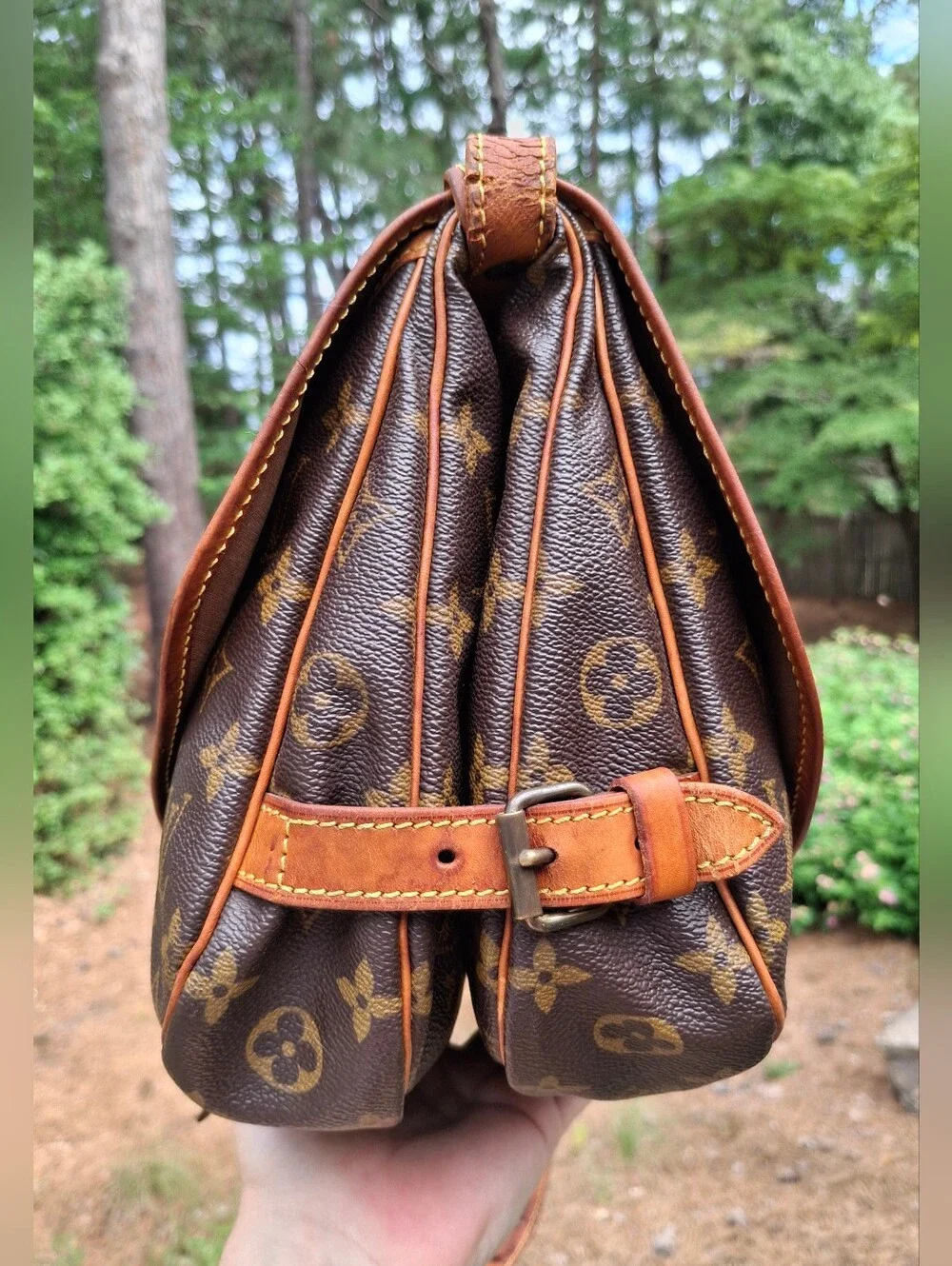 Vintage Louis Vuitton Saumur 30 Monogram Coated Canvas Messenger Saddle Bag - Picture 5 of 16